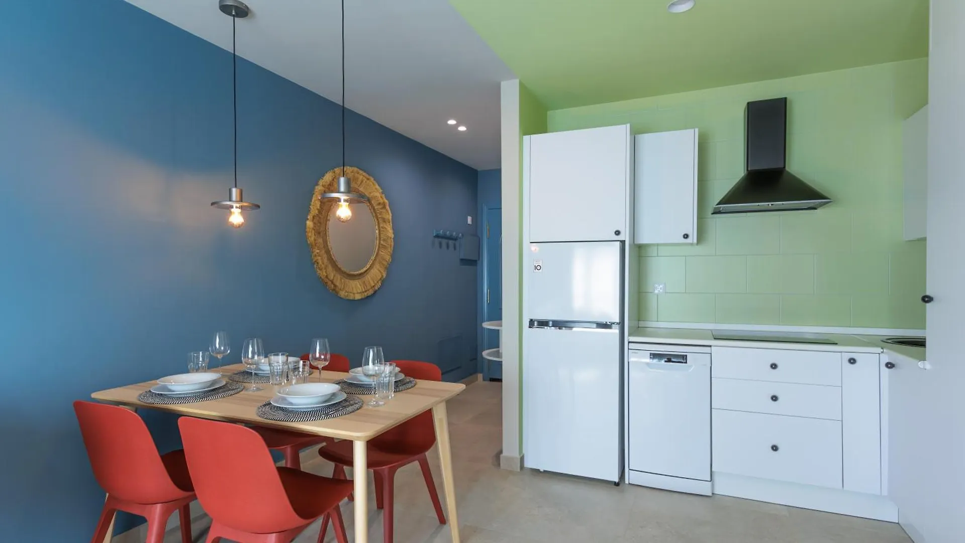 Ocean View 2 Bedrooms Flat Free Parking & Wi-Fi Puerto del Rosario  0*, Puerto del Rosario (Fuerteventura)